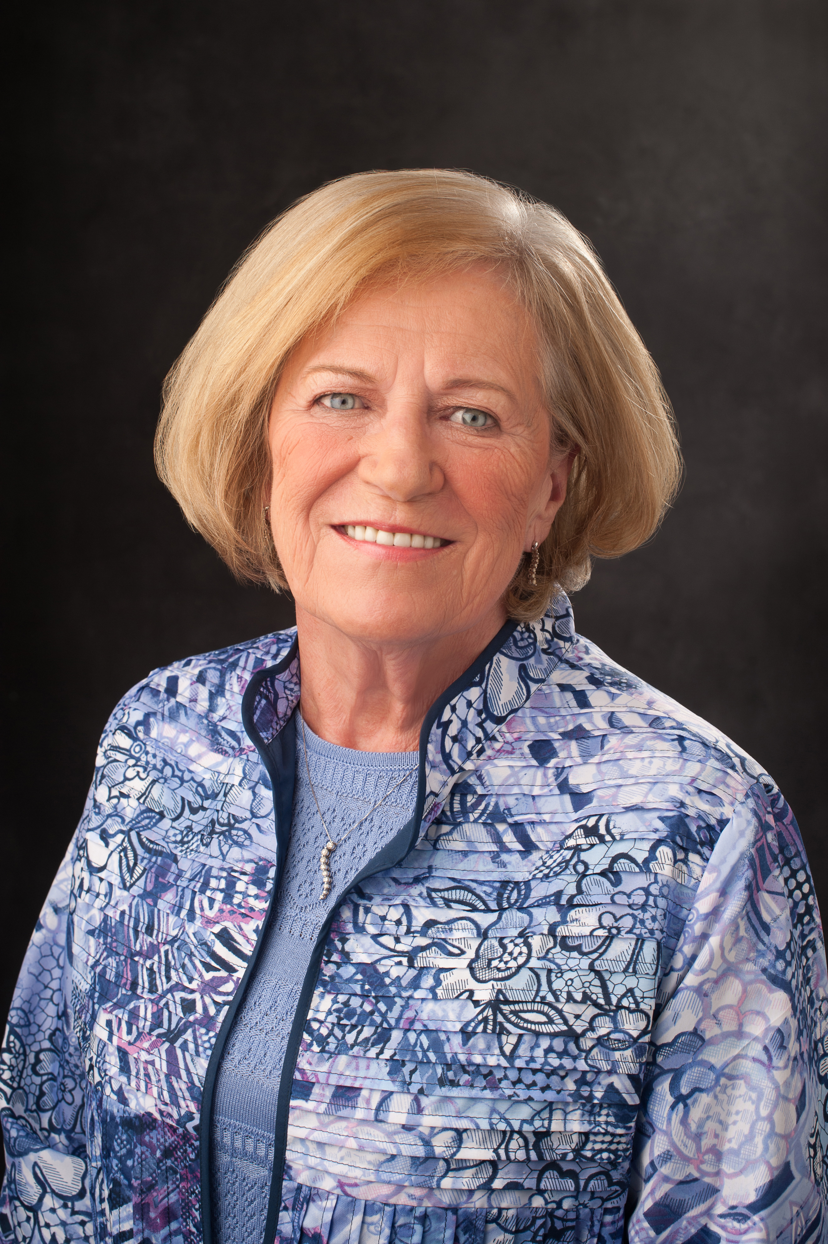 Dr. Kathleen Kelly