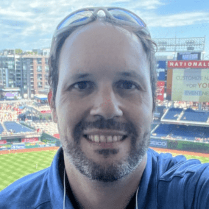 Portrait of Gary Bender ’02 