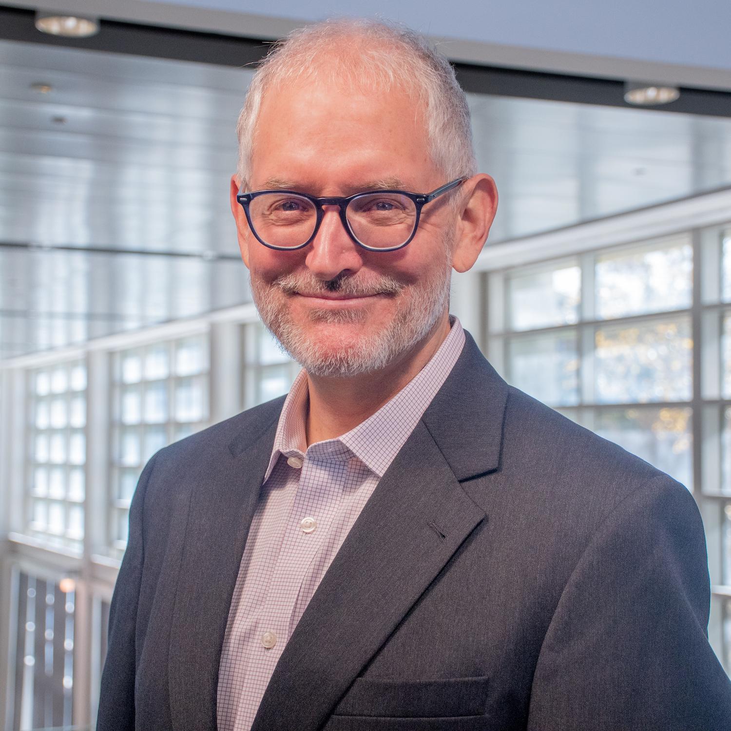 Portrait of Rob Wells